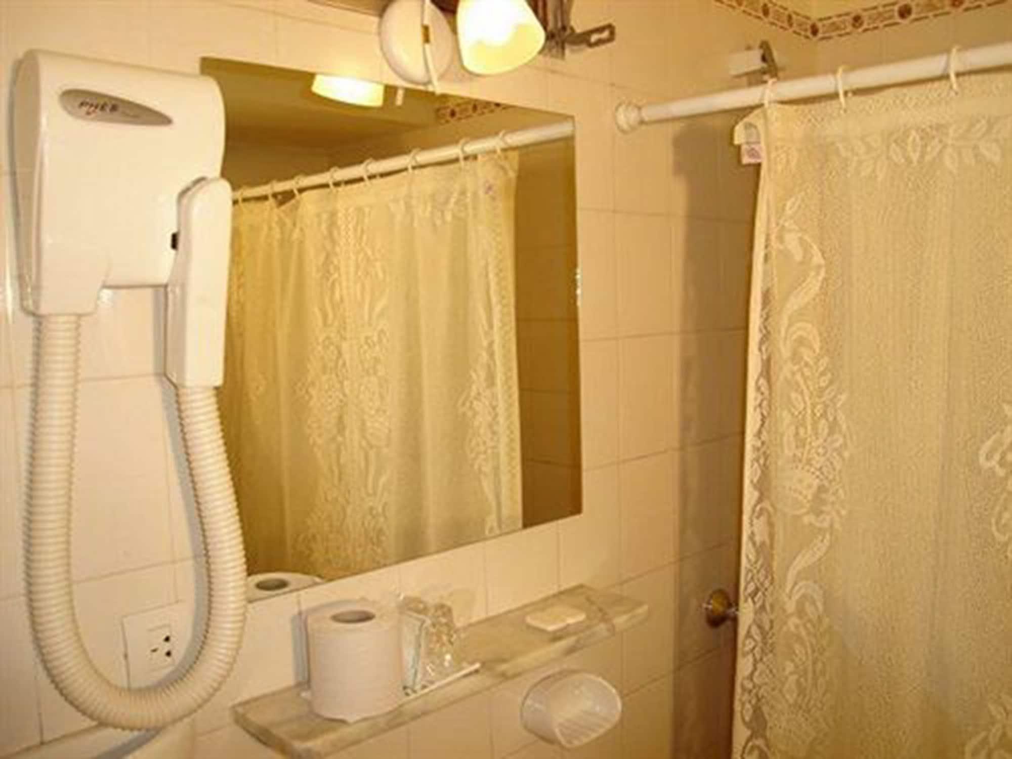 Gran Hotel Cristal Córdoba Buitenkant foto